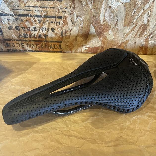 GIOO 3D PRINT SADDLE ☆新入荷 - じてんしゃ蔵守三じてんしゃ蔵守三